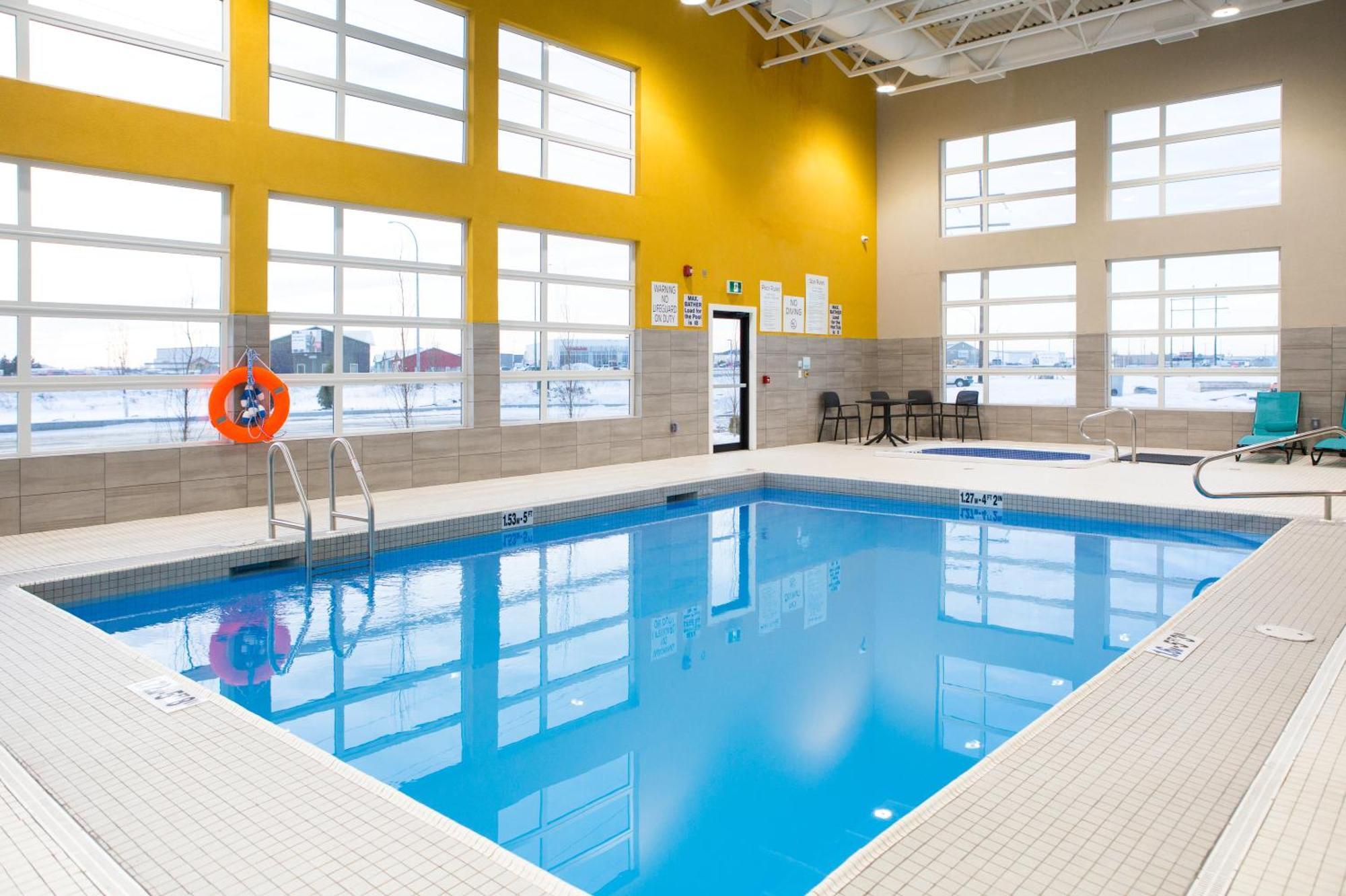 Holiday Inn Express & Suites Prince Albert - South By Ihg ภายนอก รูปภาพ